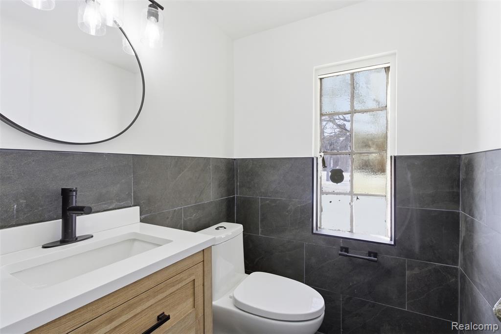 9500 La Salle Boulevard, Detroit, MI 48206 — Photo 6