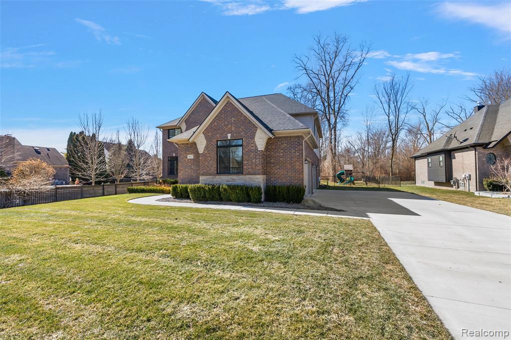 49517 White Mill Drive, Shelby Twp, MI 48317 — Photo 5