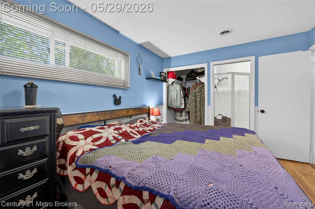 985 S Park Street, Highland, MI 48356 — Photo 19
