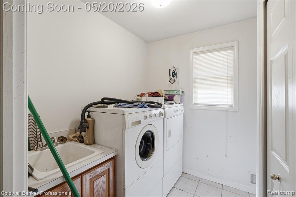 21527 N Tangel Drive E, Macomb, MI 48044 — Photo 12