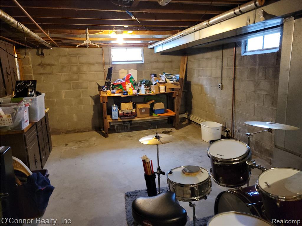 459 Michigan Avenue, Marysville, MI 48040 — Photo 16