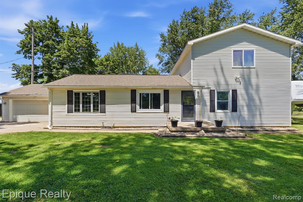 12376 W Reid Road, Durand, MI 48429 — Photo 2