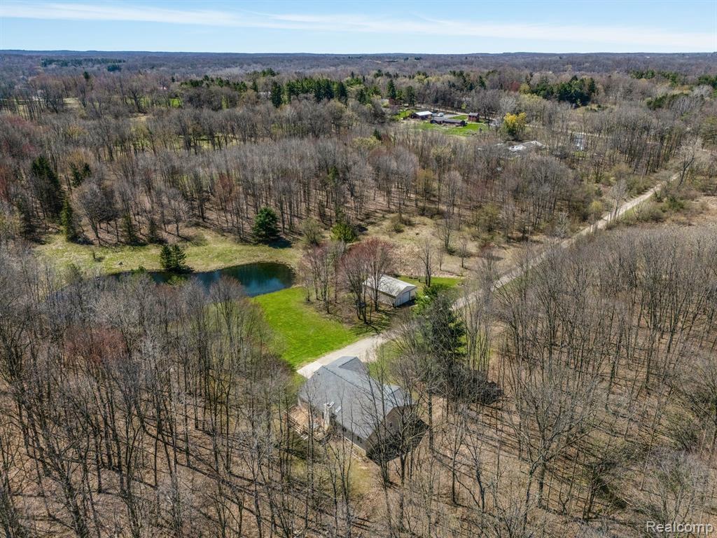 7312 LINDEN Road, Fenton, MI 48430 — Photo 48