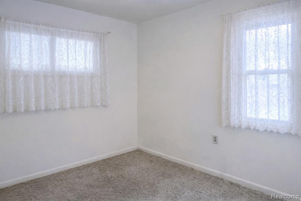 5940 Daniels Street, Taylor, MI 48180 — Photo 12