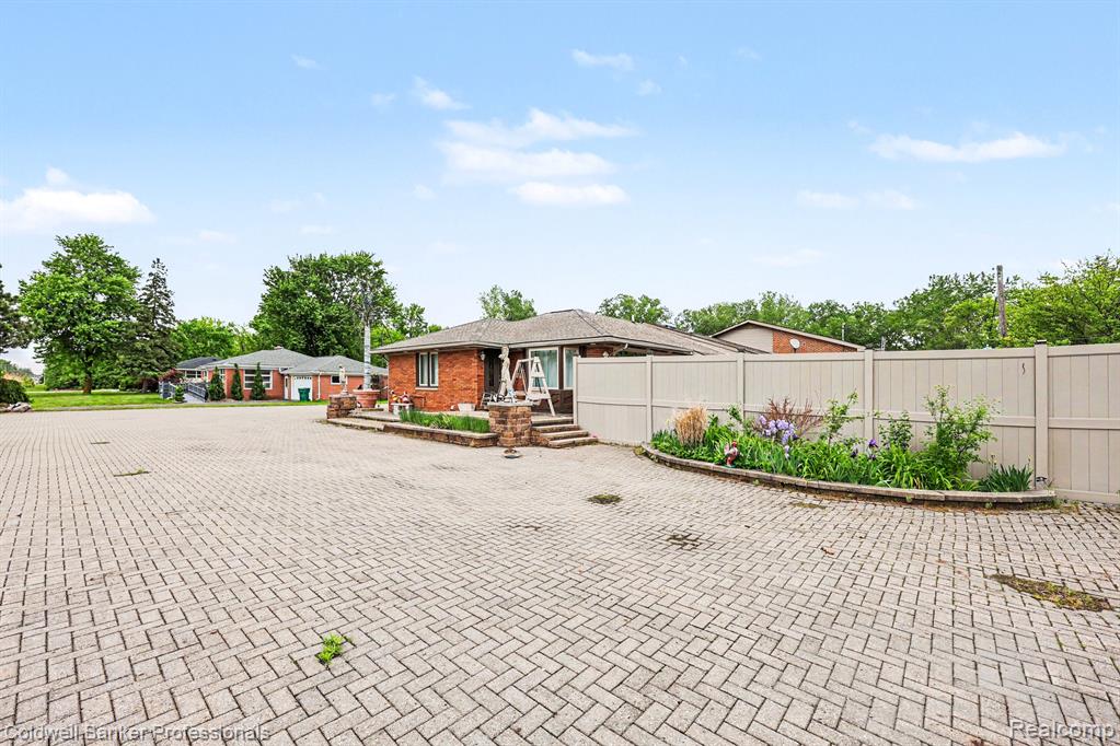 7891 Haggerty Road, Belleville, MI 48111 — Photo 23