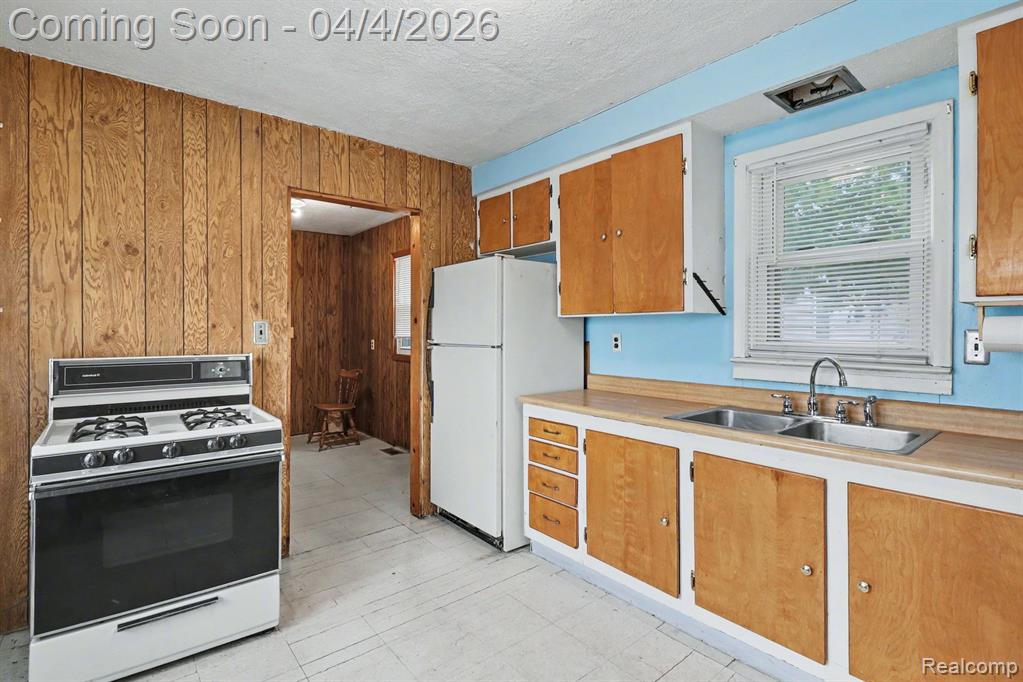 6139 Hampden Street, Taylor, MI 48180 — Photo 6