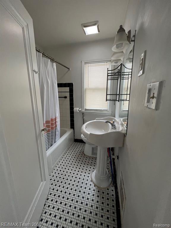 4141 Charles Street, Dearborn, MI 48126 — Photo 10