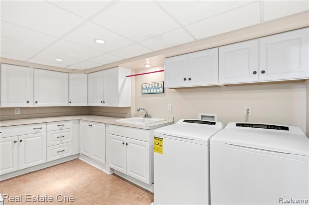 5900 Wellington Drive, Clarkston, MI — Photo 38