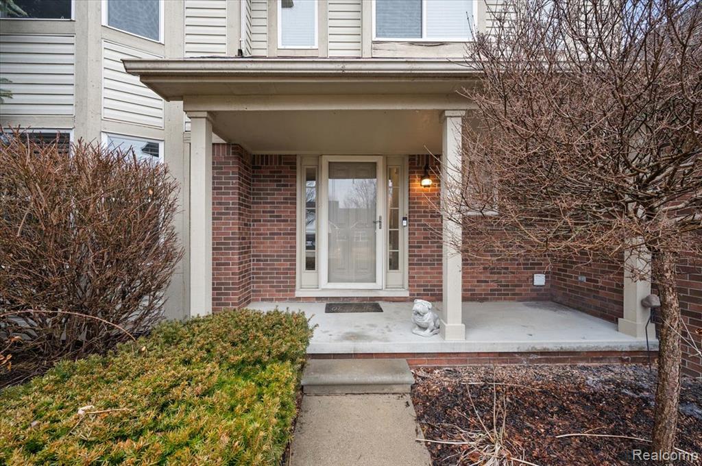 Covered Front Porch