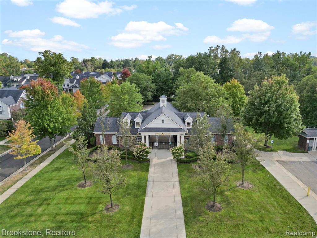 30101 Chantel Drive, Walled Lake, MI 48390 — Photo 21