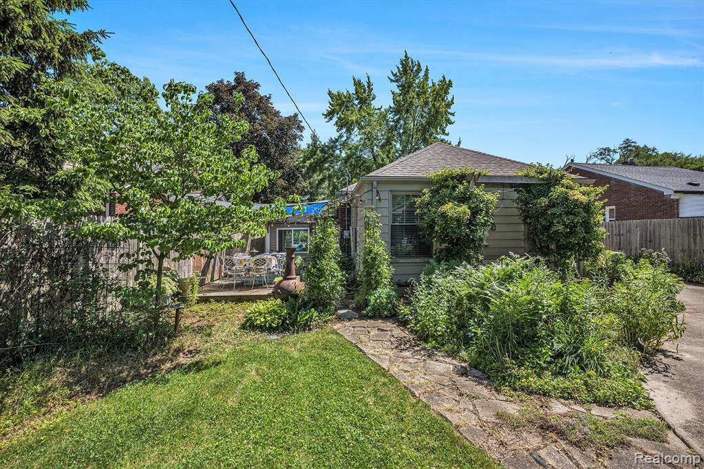 964 W Marshall Street, Ferndale, MI 48220 — Photo 21