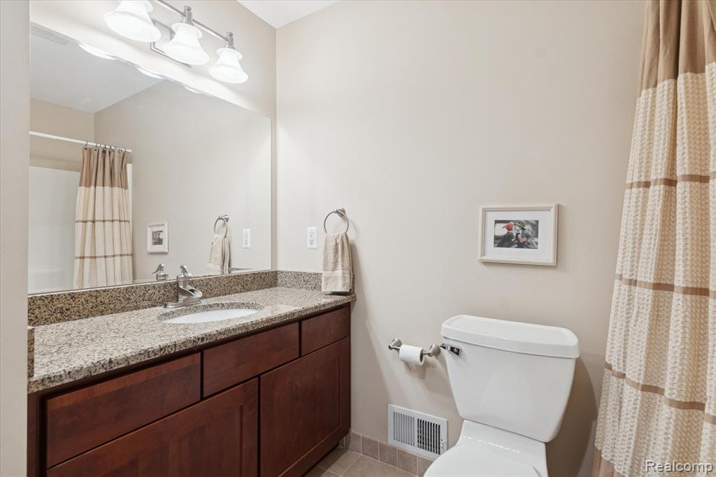 275 Harvard Drive, Howell, MI 48843 — Photo 23