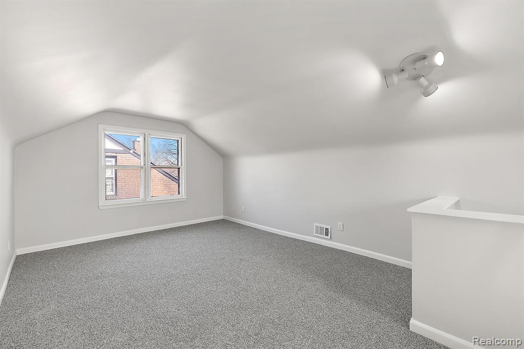 21406 MITCHELLDALE Avenue, Ferndale, MI 48220 — Photo 19