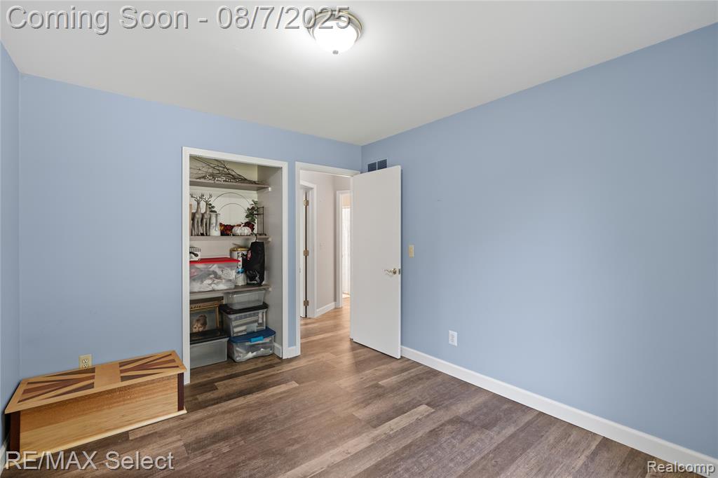 8052 Rose Lane, Goodrich Vlg, MI — Photo 27