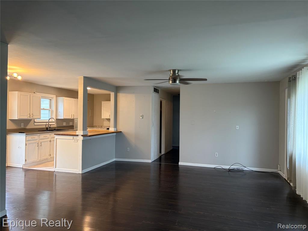 5140 Youngstown Place, Saginaw, MI 48601 — Photo 25