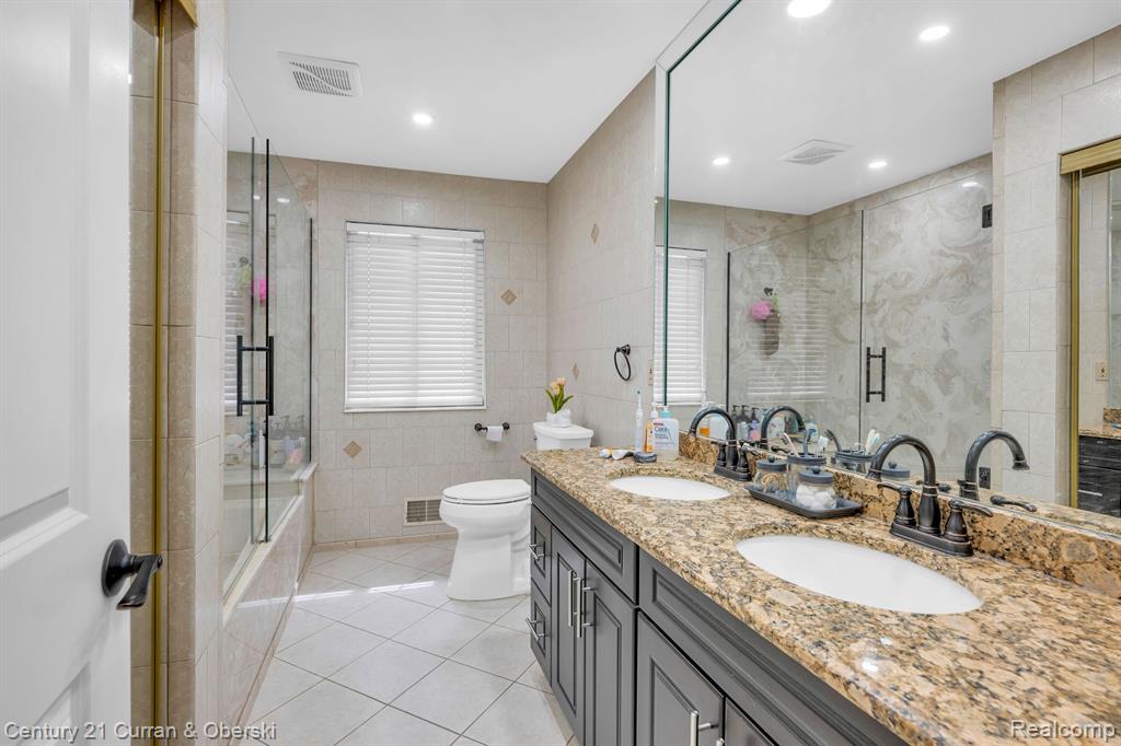6248 Whitefield Street, Dearborn Heights, MI 48127 — Photo 20