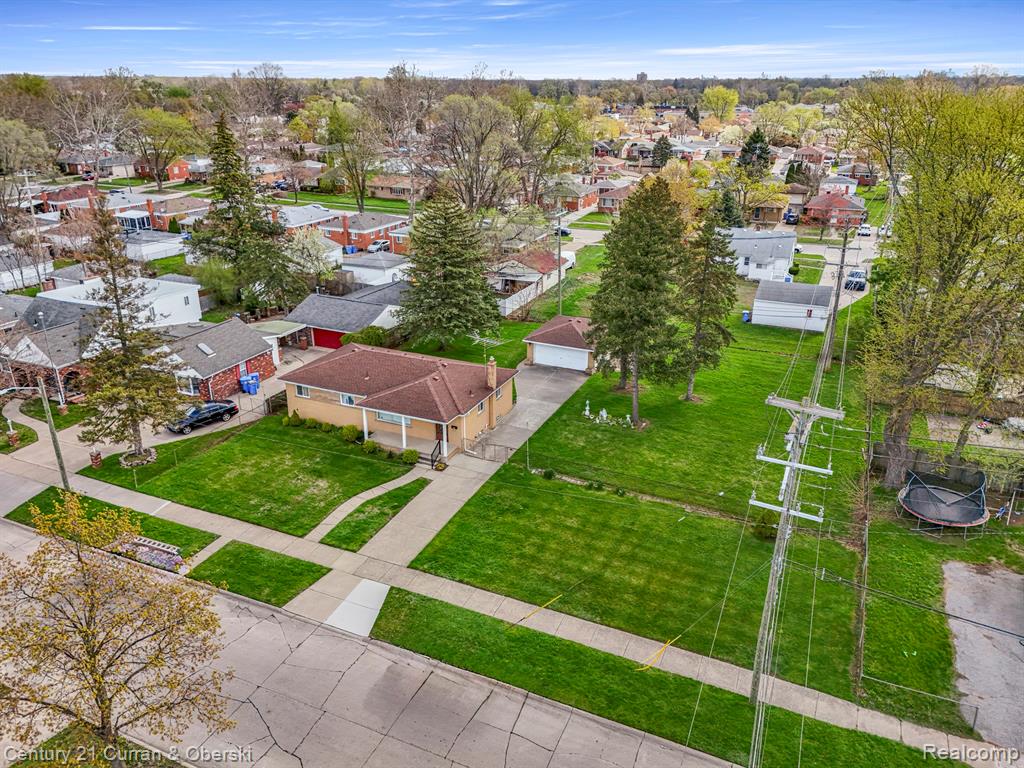 6450 N Lafayette Street, Dearborn Heights, MI 48127 — front exterior