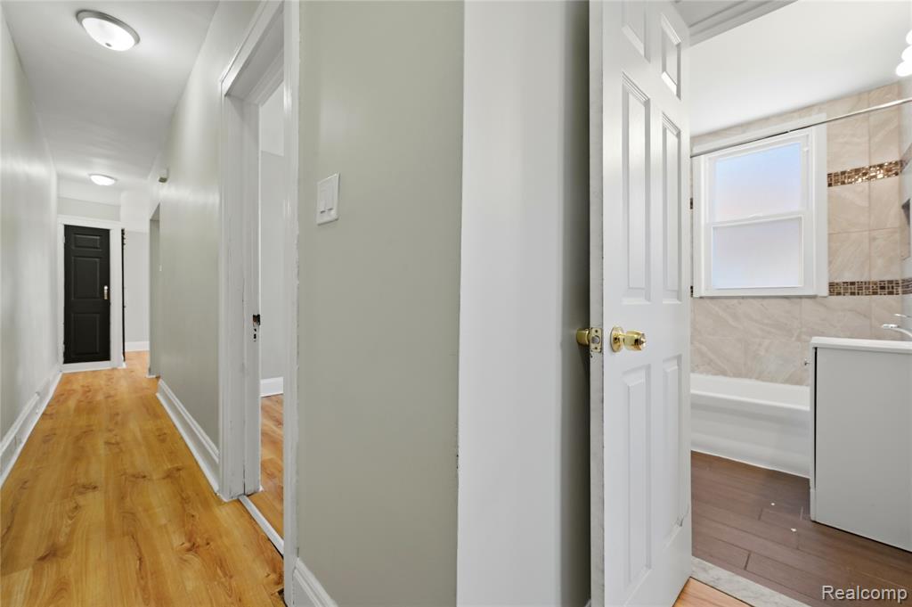 4200 W Buena Vista Street, Detroit, MI 48238 — Photo 10