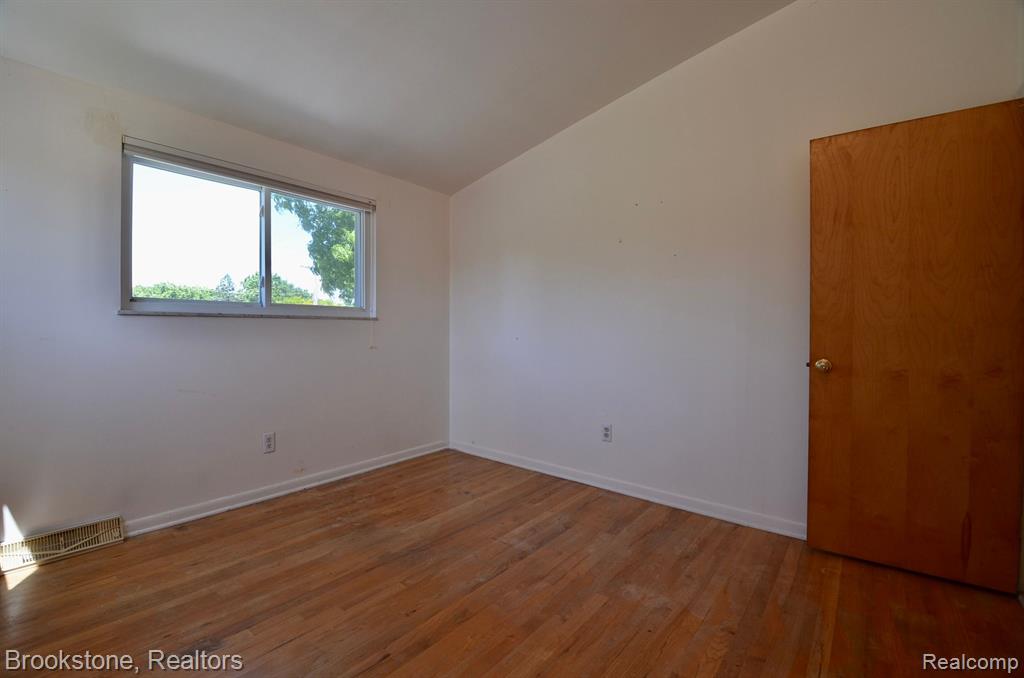 5465 WINELL Street, Clarkston, MI — Photo 37