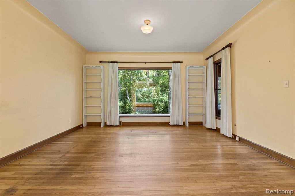 5390 Oak Hill Road, Clarkston, MI 48348 — Photo 9