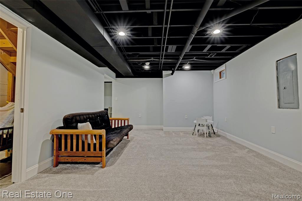 742 Marion Drive, Holly, MI 48442 — Photo 38