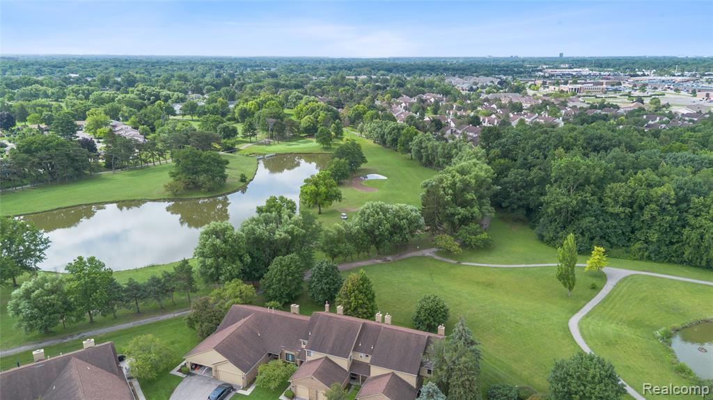 587 Tennyson, Rochester Hills, MI 48307 — Photo 46