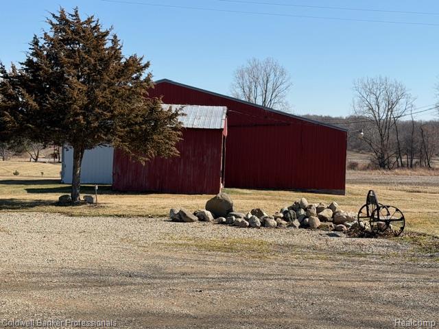6346 Patrick Road, North Branch, MI 48461 — Photo 5