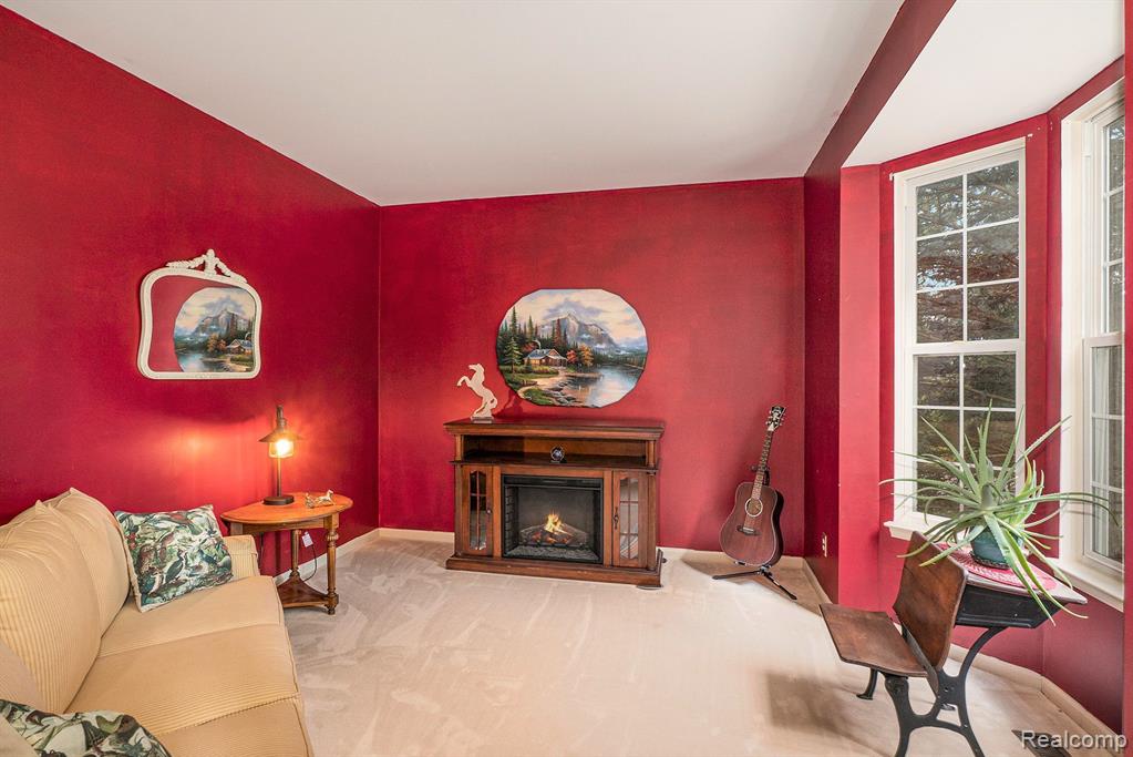 6162 MCCANDLISH Road, Grand Blanc, MI 48439 — Photo 5