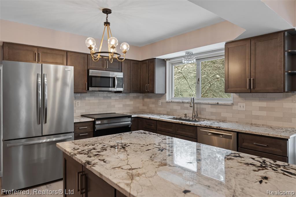 45377 Twining Street, Canton, MI 48187 — Photo 12