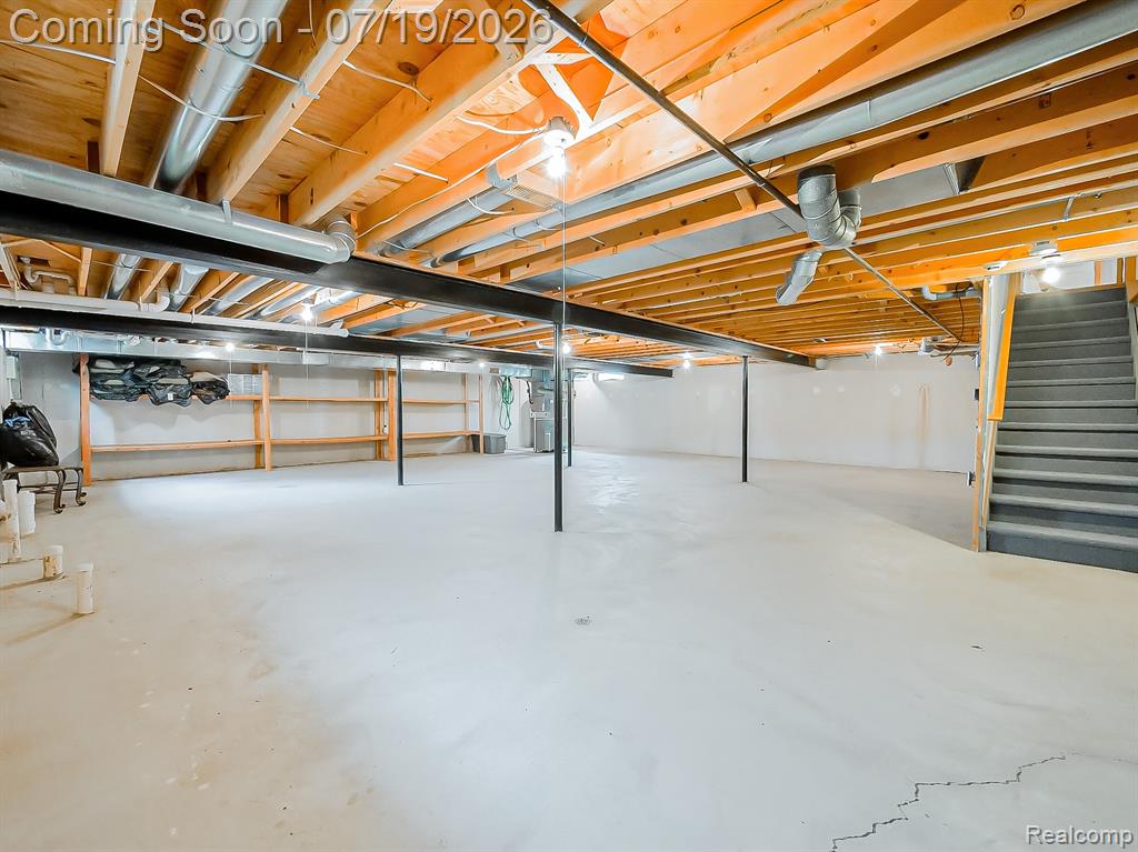 43461 Pointe Drive, Clinton Twp, MI 48038 — Photo 44