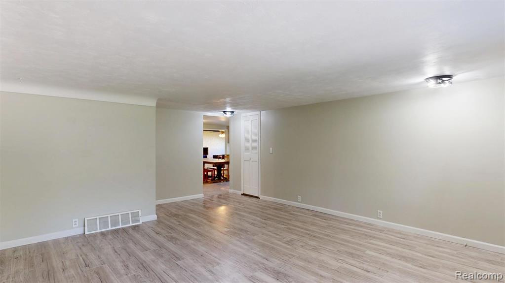 5145 E Mount Morris Road, Mount Morris, MI 48458 — Photo 9