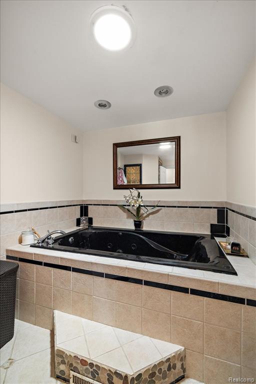 40058 Fraser Drive, Sterling Heights, MI 48310 — Photo 35