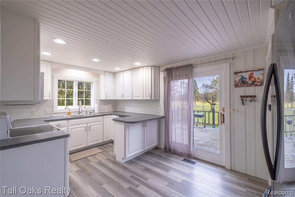9440 E Potter Road, Davison, MI 48423 — Photo 11