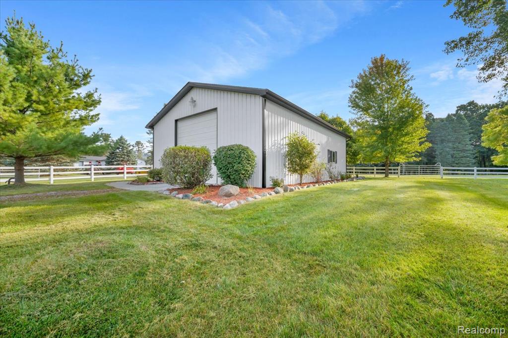 3305 Lakeville Road, Oxford, MI 48370 — Photo 33