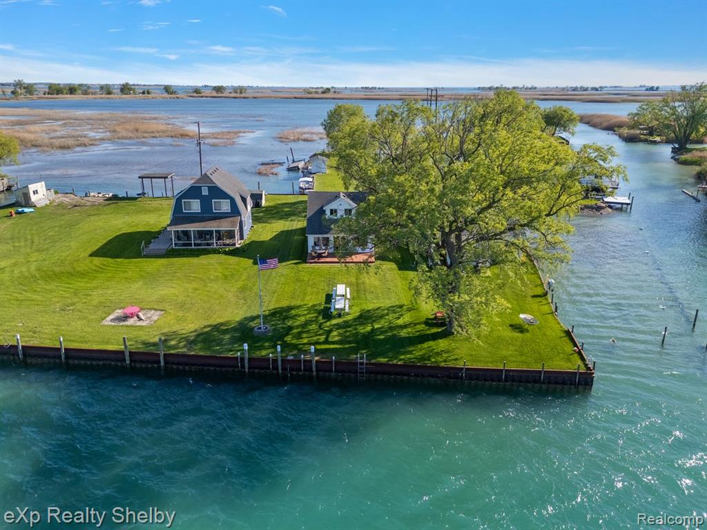 8395 N Channel - Harsens Island, Clay, MI 48001 — Photo 64