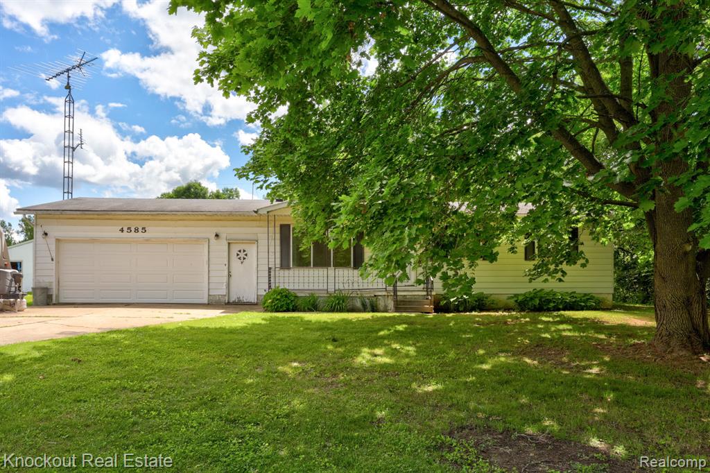 4585 Birch Run Road, Millington, MI 48746