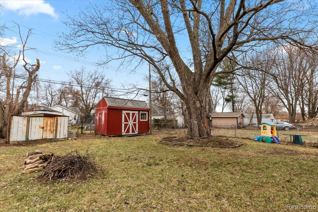 843 JEROME Avenue, Ypsilanti, MI 48198 — Photo 22