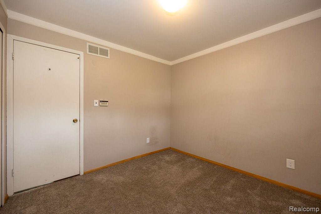 40137 WALTER Drive, Sterling Heights, MI 48310 — Photo 28
