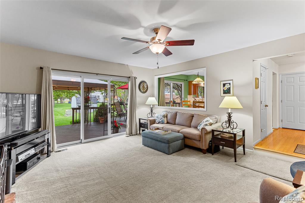 45785 Bryn Mawr Road, Canton, MI 48187 — Photo 10
