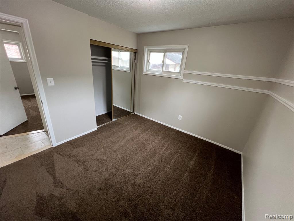 4696 Roosevelt Boulevard, Dearborn Heights, MI, 48125