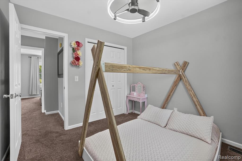 452 Waverly Lane, Howell, MI 48843 — Photo 23