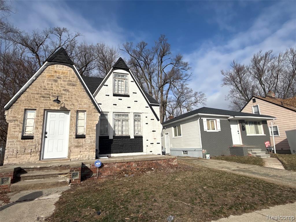 Listings Search Listings Search