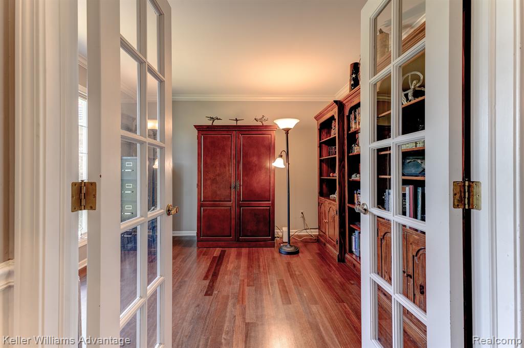 46603 Greenridge Drive, Northville, MI 48167 — Photo 9