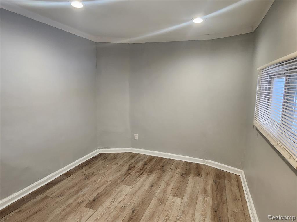 15000 Mayfield Street, Detroit, MI 48205 — Photo 12