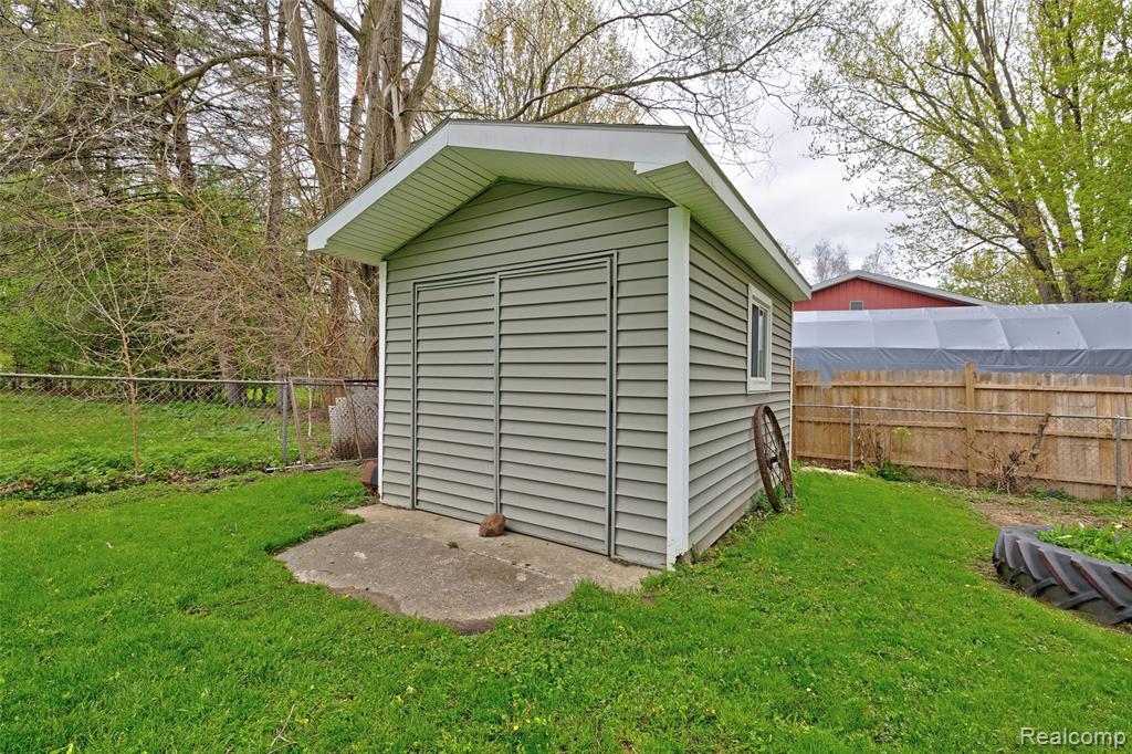 6437 Oriole Drive, Flint, MI 48506 — Photo 57