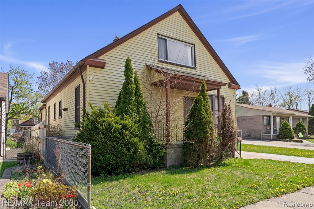 5734 N Gulley Road, Dearborn Heights, MI 48127 — Photo 3
