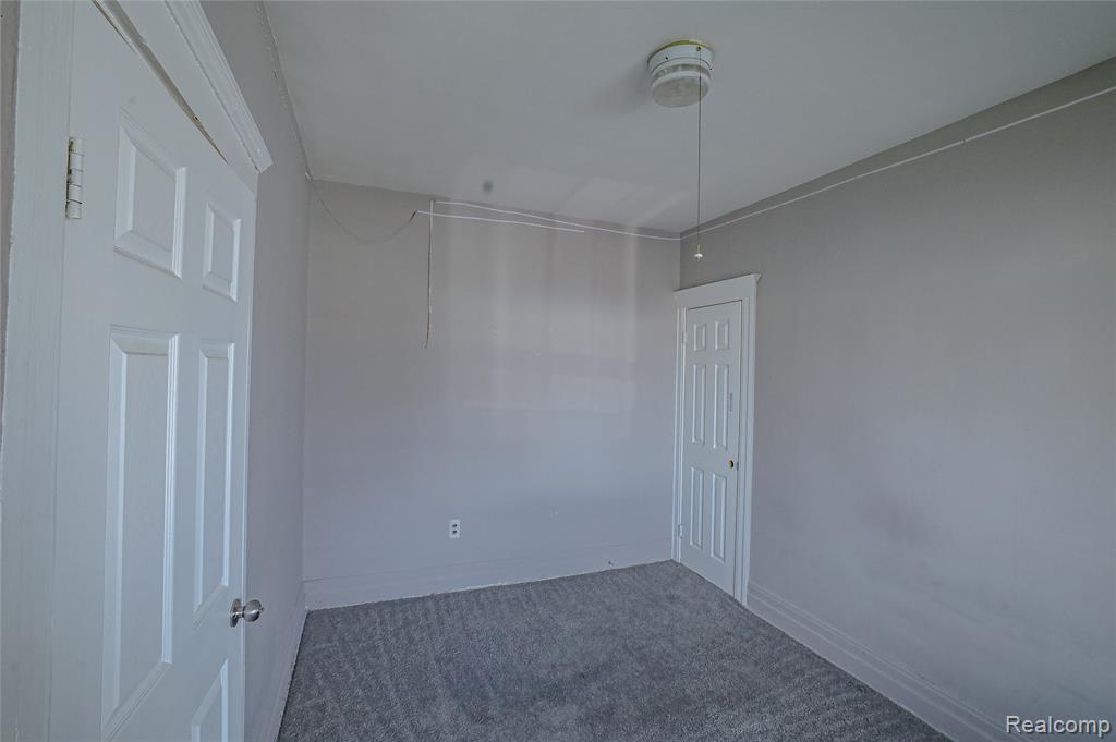 9507 Conant Street, Hamtramck, MI 48212 — Photo 27