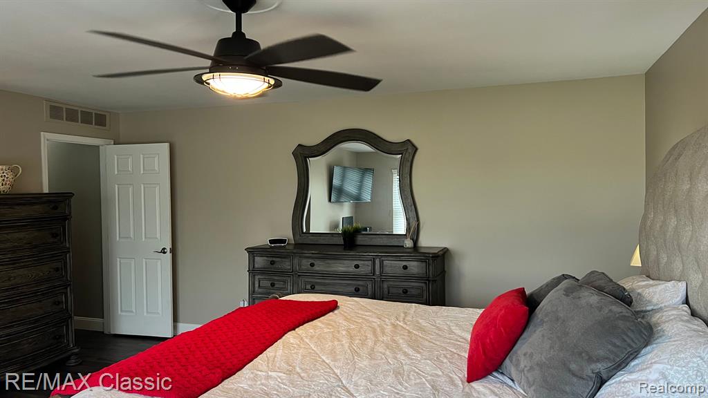 6644 Weathersfield Way, Canton, MI 48187 — Photo 22