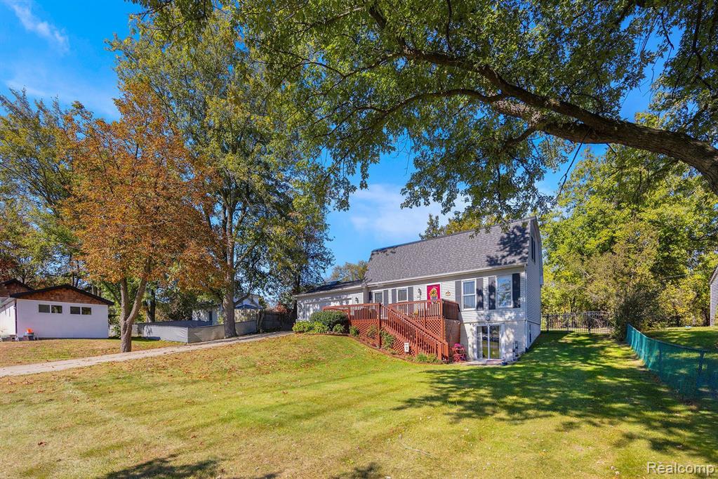 143 BROADWAY Street, Oxford, MI 48371 — Photo 4