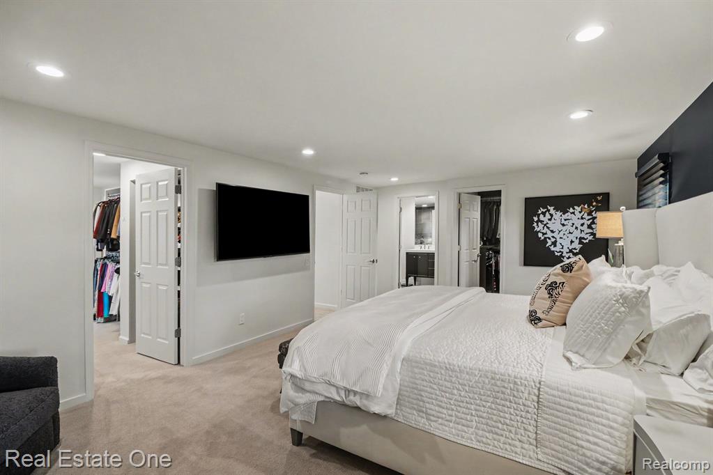 5963 Barnstable Court, West Bloomfield, MI — Photo 21